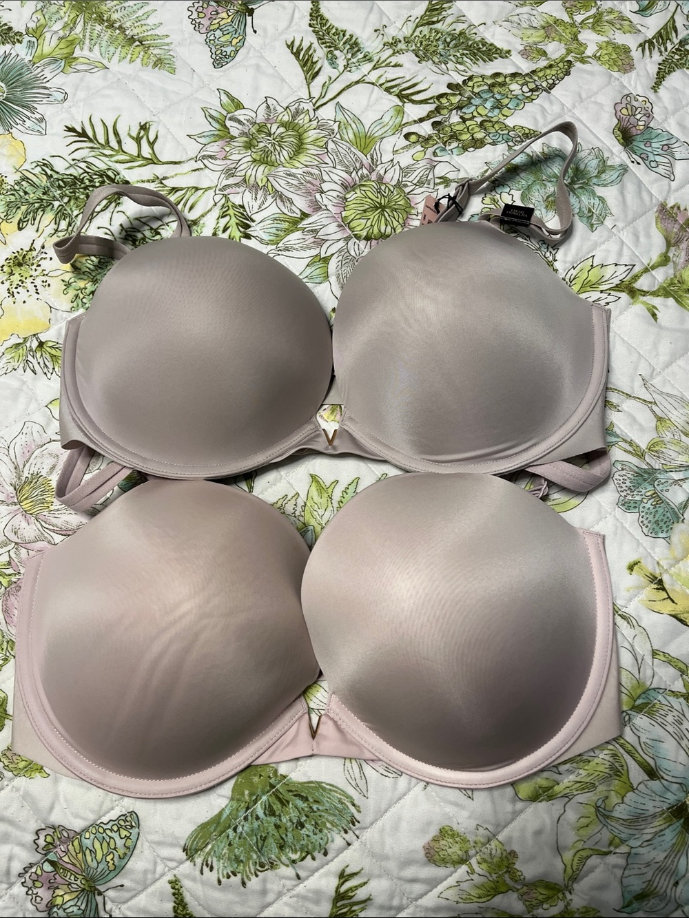Victoria's Secret Light Taupe Smooth Molded Underwire Bras - Duo